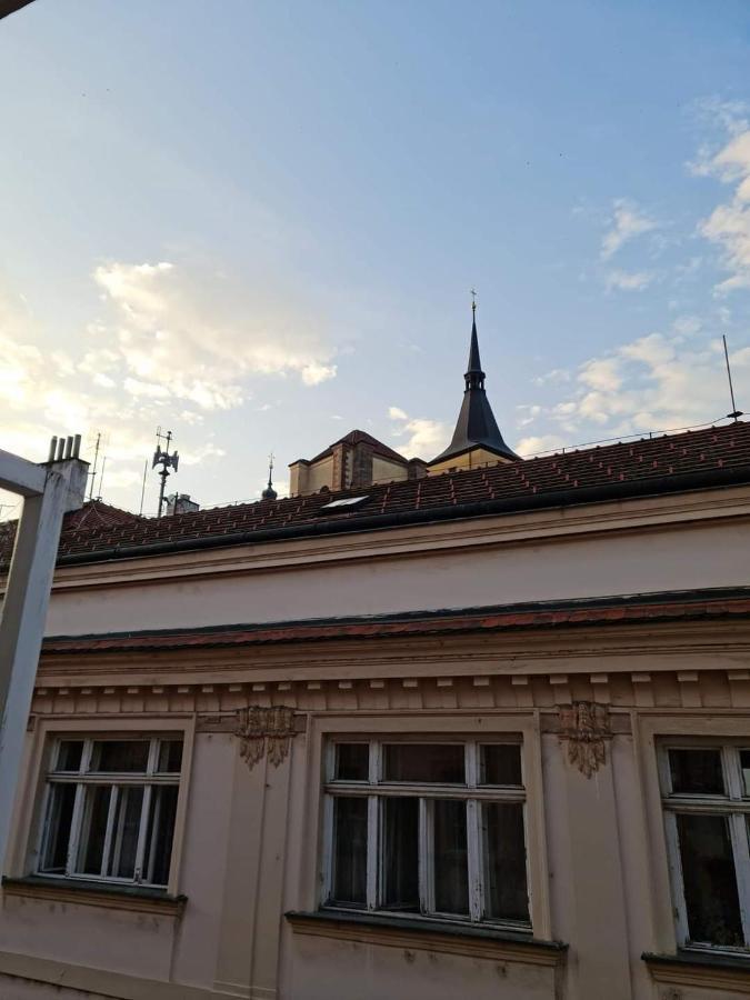 Laxmi Happy Home In Historical Praga Exterior foto