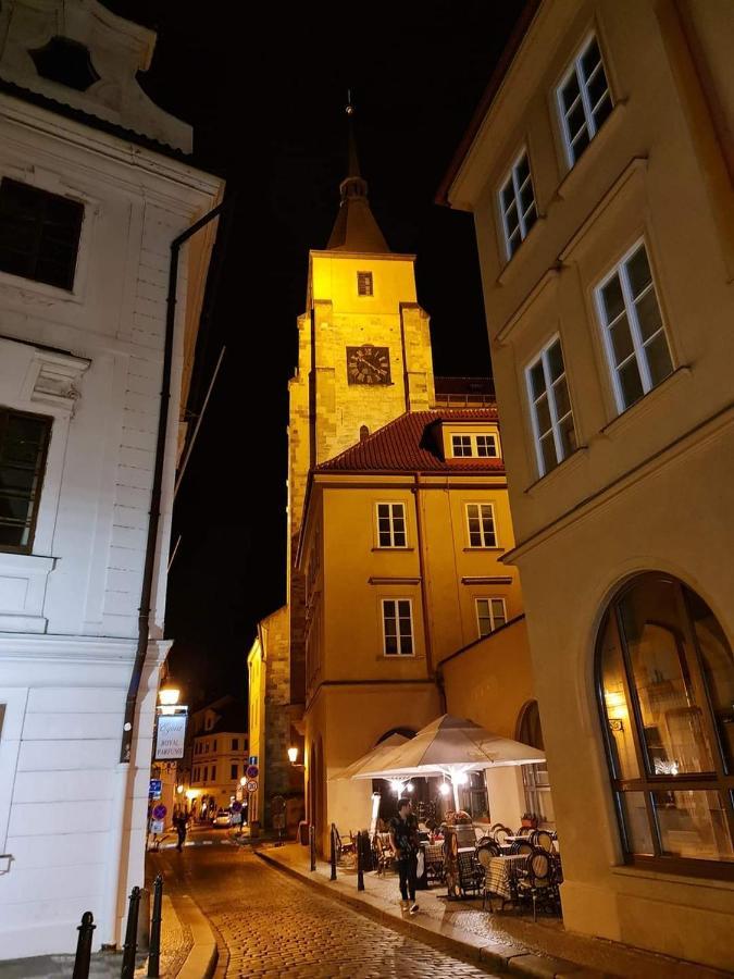 Laxmi Happy Home In Historical Praga Exterior foto