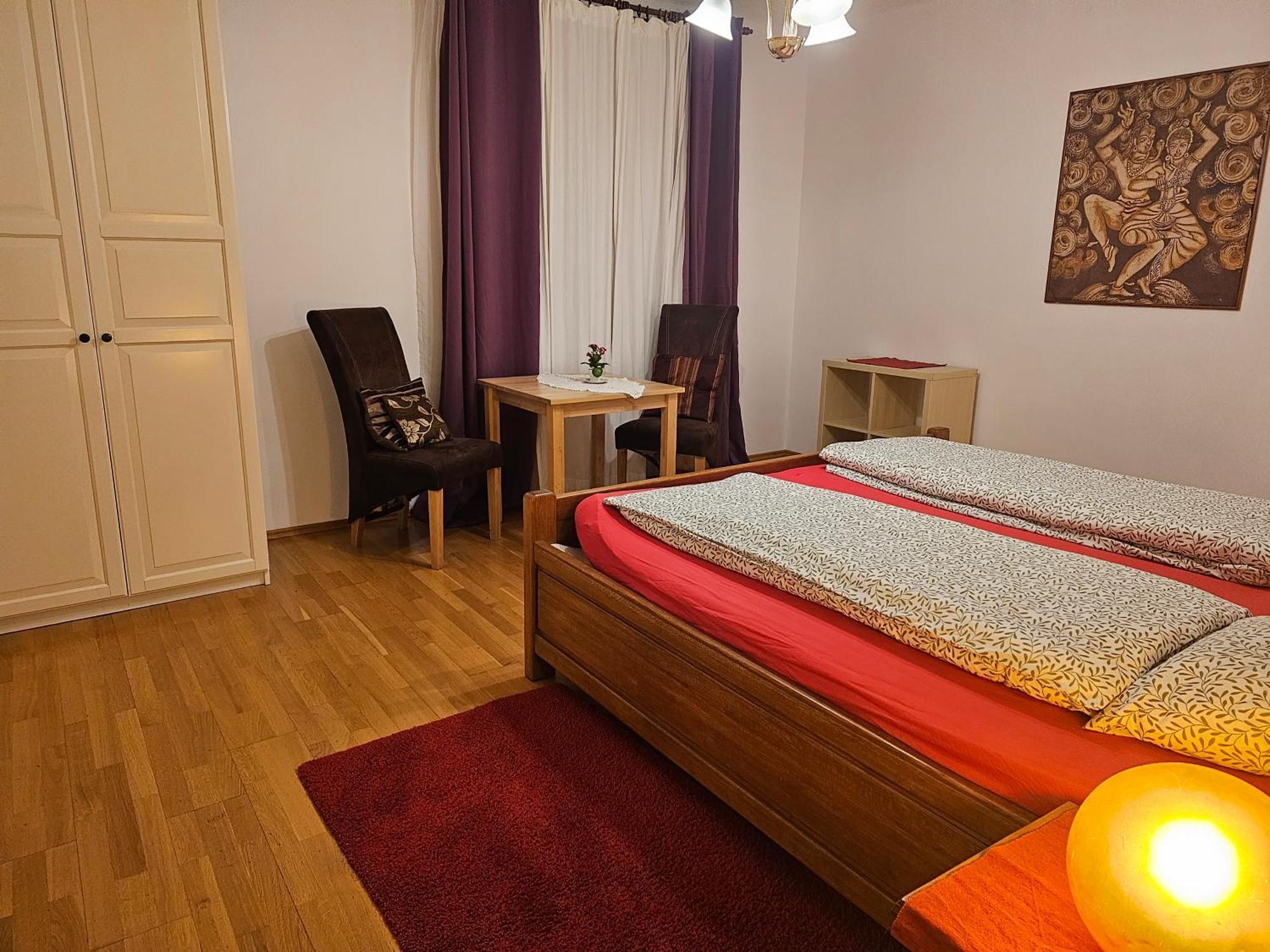 Laxmi Happy Home In Historical Praga Habitación foto
